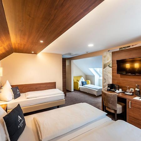 Stadthotel Reutlingen Extérieur photo