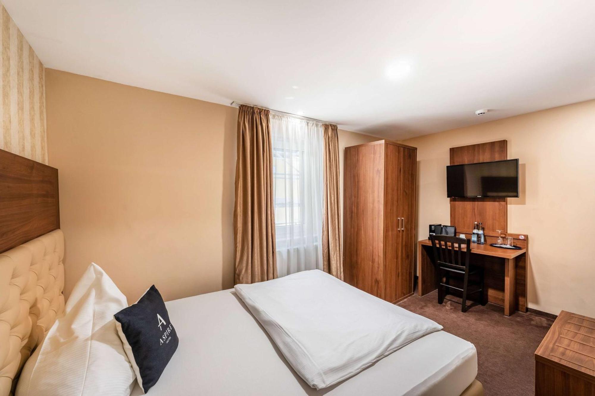 Stadthotel Reutlingen Extérieur photo