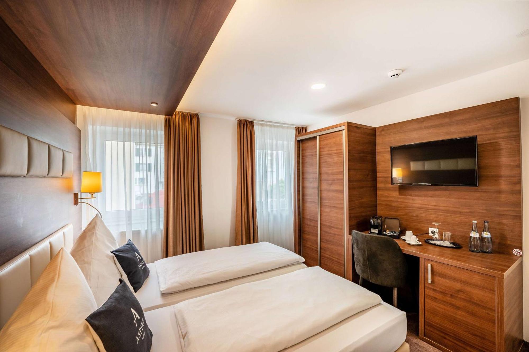 Stadthotel Reutlingen Extérieur photo