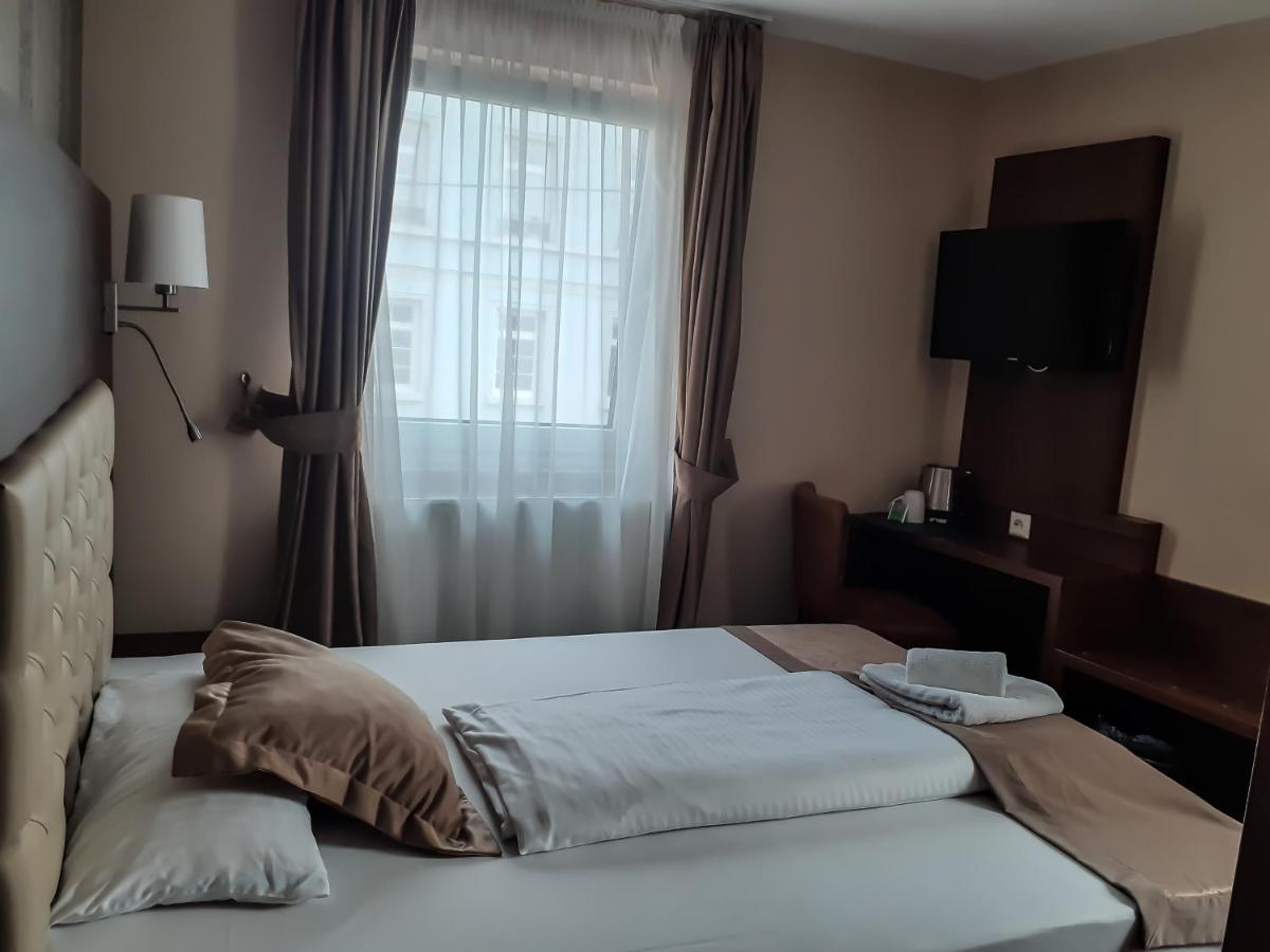 Stadthotel Reutlingen Extérieur photo